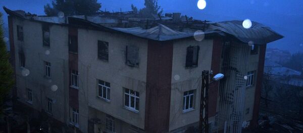 Adana'daki yurt yangını - Sputnik Türkiye