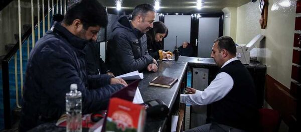 Bursa'da günlük kiralık dairelere polis baskını - Sputnik Türkiye