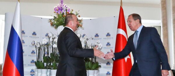 Türkiye Dışişleri Bakanı Mevlüt Çavuşoğlu- Rusya Dışişleri Bakanı Sergey Lavrov - Sputnik Türkiye