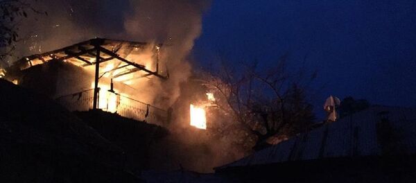 Aladağ'daki evde büyük bir yangın çıktı - Sputnik Türkiye