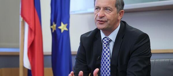 Slovenya Dışişleri Bakanı Karl Erjavec - Sputnik Türkiye