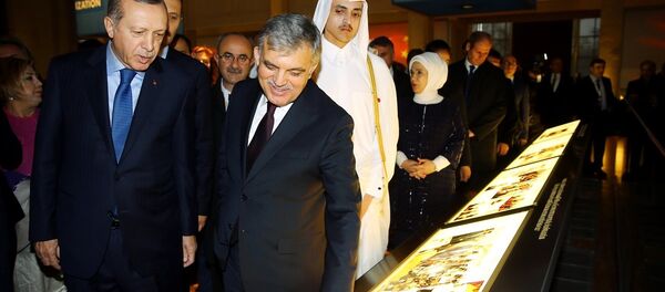 Cumhurbaşkanı Erdoğan ve 11. Cumhurbaşkanı Abdullah Gül Cumhurbaşkanı Erdoğan ve 11. Cumhurbaşkanı Abdullah Gül - Sputnik Türkiye