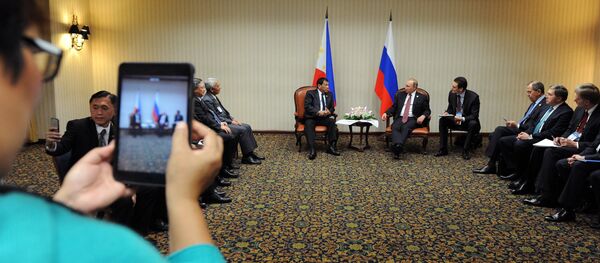 Rusya Devlet Başkanı Vladimir Putin- Filipinler Devlet Başkanı Rodrigo Duterte Rusya Devlet Başkanı Vladimir Putin- Filipinler Devlet Başkanı Rodrigo Duterte - Sputnik Türkiye