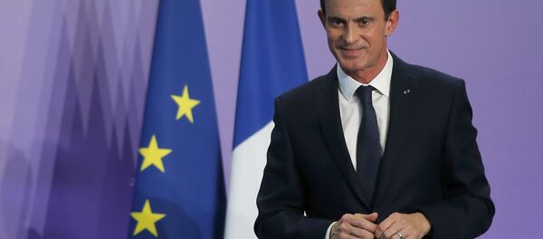 French Prime Minister Manuel Valls attends a news conference during an Interministerial Committee on Disability, in Nancy, France, December 2, 2016. - Sputnik Türkiye