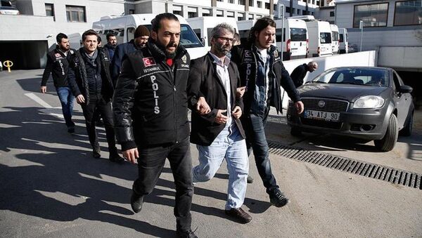 FETÖ'nün akademik yapılanma soruşturmasında tutuklama - Sputnik Türkiye
