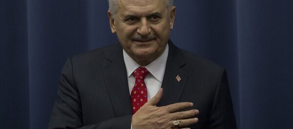 Başbakan Binali Yıldırım, resmi temaslarda bulunmak üzere geldiği Rusya'da, Moskova Devlet Diplomasi Enstitüsü'nde konuşma yaptı. - Sputnik Türkiye