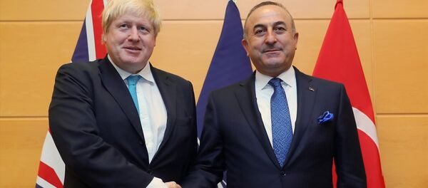 NATO - AB Dışişleri Bakanları toplantısında Dışişleri Bakanı Mevlüt Çavuşoğlu, İngiliz mevkidaşı Boris Johnson ile de görüştü NATO - AB Dışişleri Bakanları toplantısında Dışişleri Bakanı Mevlüt Çavuşoğlu, İngiliz mevkidaşı Boris Johnson ile de görüştü - Sputnik Türkiye