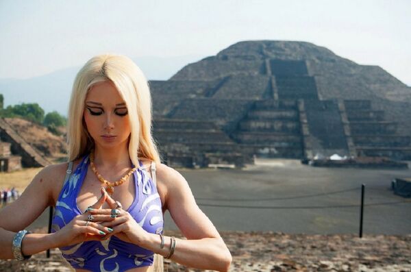 Valeriya Lukyanova - Sputnik Türkiye