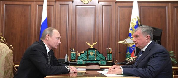 Rusya Devlet Başkanı Putin ve Rosneft Başkanı İgor Seçin - Sputnik Türkiye