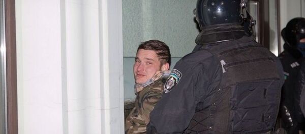 Ukraynalı holiganlar, İngiliz taraftarlara da saldırdı Ukraynalı holiganlar, İngiliz taraftarlara da saldırdı - Sputnik Türkiye