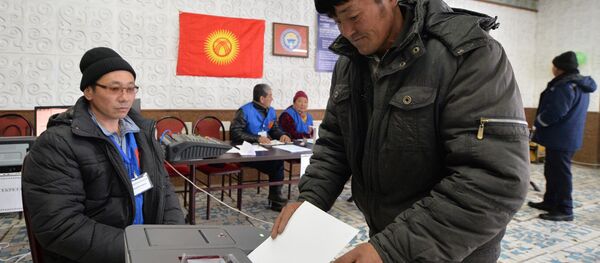 Kırgızistan'da seçim Kırgızistan'da seçim - Sputnik Türkiye