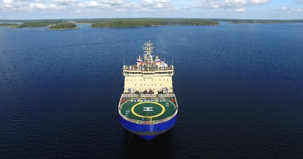 Vıyborg Tersanesi’nde yapılan dünyanın en güçlü buzkıran gemisi Vladivostok - Sputnik Türkiye