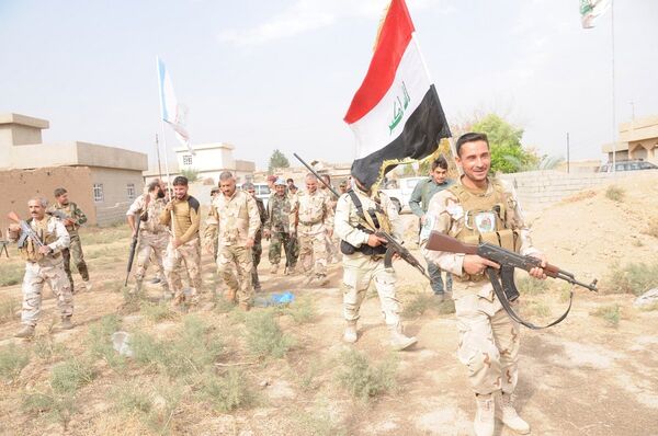 Irak ordusu ve Haşdi Şabi milisleri - Sputnik Türkiye