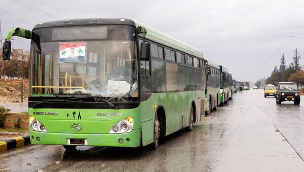 Halep'te kullanılan tahliye otobüsleri - Sputnik Türkiye