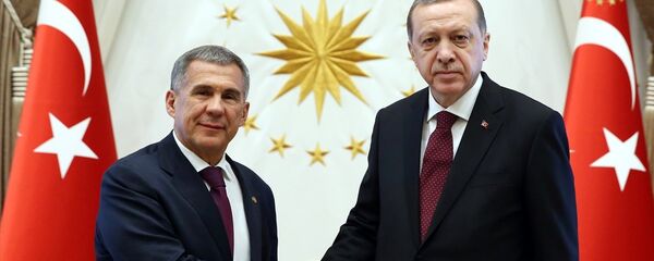 Cumhurbaşkanı Recep Tayyip Erdoğan, Cumhurbaşkanlığı Külliyesi'nde Rusya Federasyonu Tataristan Cumhurbaşkanı Rüstem Minnihanov ile görüştü. Cumhurbaşkanı Recep Tayyip Erdoğan, Cumhurbaşkanlığı Külliyesi'nde Rusya Federasyonu Tataristan Cumhurbaşkanı Rüstem Minnihanov ile görüştü. - Sputnik Türkiye
