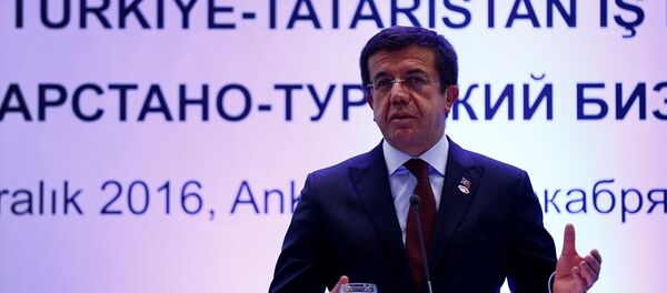 Türkiye-Tataristan İş Forumu, Sheraton Otel'de, Tataristan Cumhurbaşkanı Rustam Minni̇hanov ve Ekonomi Bakanı Nihat Zeybekci'nin katılımıyla gerçekleştirildi. - Sputnik Türkiye