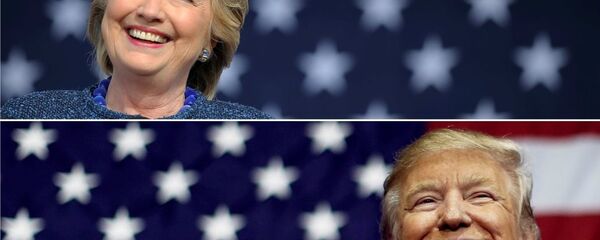 U.S. presidential nominees Hillary Clinton (top) and Donald Trump speak at campaign rallies in Cedar Rapids, Iowa, U.S. October 28, 2016 and Delaware, Ohio October 20, 2016 in a combination of file photos. U.S. presidential nominees Hillary Clinton (top) and Donald Trump speak at campaign rallies in Cedar Rapids, Iowa, U.S. October 28, 2016 and Delaware, Ohio October 20, 2016 in a combination of file photos. - Sputnik Türkiye