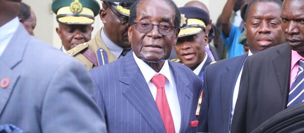 Zimbabve Devlet Başkanı Robert Mugabe - Sputnik Türkiye