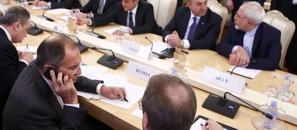 Rusya Dışişleri Bakanı Sergey Lavrov, İran Dışişleri Bakanı Cevad Zarif ve Dışişleri Bakanı Mevlüt Çavuşoğlu - Sputnik Türkiye