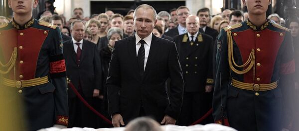 Rusya Devlet Başkanı Vladimir Putin, Ankara'da öldürülen Rus Büyükelçi Andrey Karlov'un cenaze töreninde - Sputnik Türkiye