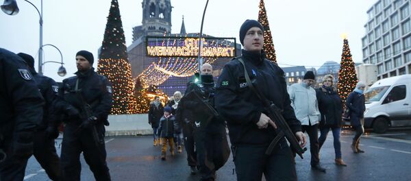 Berlin'de polis devriye geziyor Berlin'de polis devriye geziyor - Sputnik Türkiye