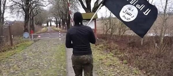 IŞİD bayrağıyla Danimarka’dan Almanya’ya geçti - Sputnik Türkiye