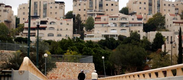 Batı Şeria'daki İsrail yerleşimlerinden biri Batı Şeria'daki İsrail yerleşimlerinden biri - Sputnik Türkiye