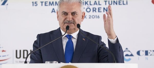 Başbakan Binali Yıldırım, Ilgaz 15 Temmuz İstiklal Tüneli açılış törenine katıldı. Başbakan Yıldırım, burada bir konuşma yaptı. - Sputnik Türkiye