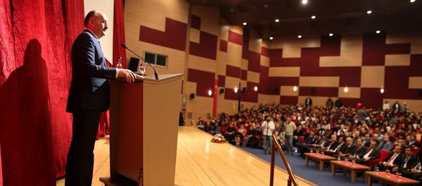 Çalışma Bakanı Mehmet Müezzinoğlu Çalışma Bakanı Mehmet Müezzinoğlu - Sputnik Türkiye