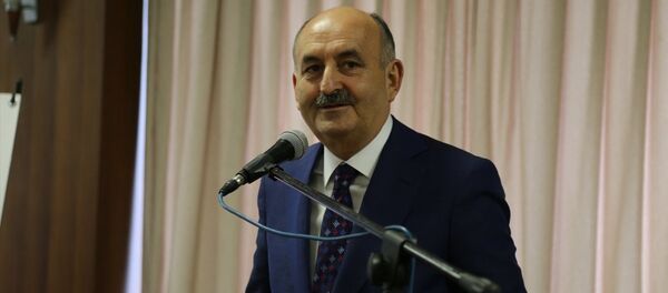 Çalışma ve Sosyal Güvenlik Bakanı Mehmet Müezzinoğlu - Sputnik Türkiye