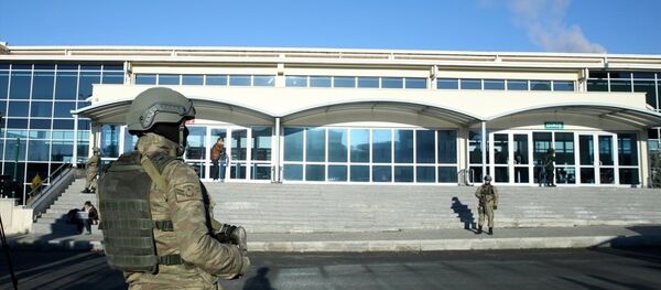 Silivri Kapalı Ceza İnfaz Kurumu'nun karşısındaki duruşma salonu Silivri Kapalı Ceza İnfaz Kurumu'nun karşısındaki duruşma salonu - Sputnik Türkiye