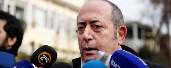 Akif Hamzaçebi - Sputnik Türkiye