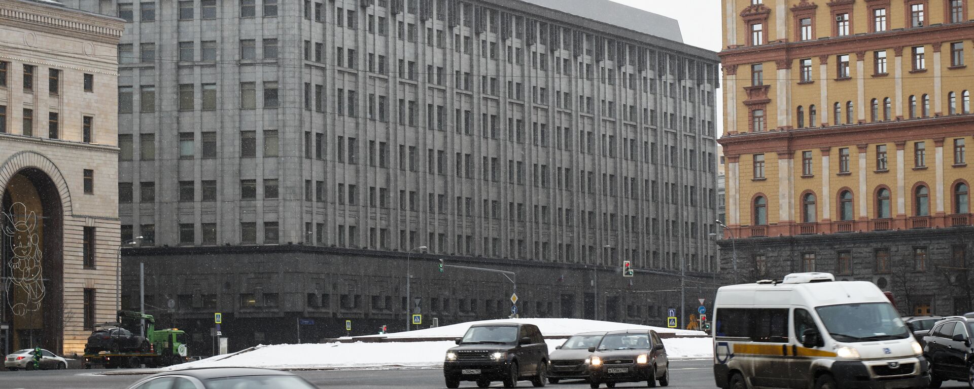 ABD'nin yaptırım paketine dahil ettiği Rusya Federal Güvenlik Servisi'nin (FSB) Moskova'daki merkezi - Sputnik Türkiye, 1920, 02.09.2021