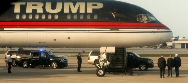 Donald Trump özel uçağıyla New York'a seyahat ederken - Sputnik Türkiye