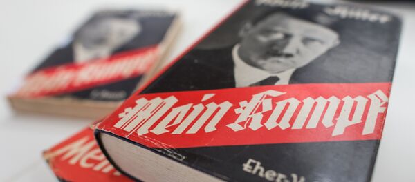 Adolf Hitler'in ‘Kavgam-Mein Kampf’ adlı eseri - Sputnik Türkiye
