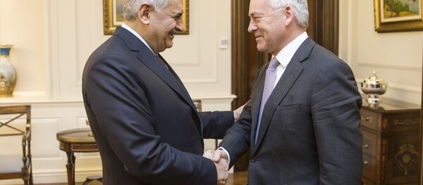 Binali Yıldırım - Alan Duncan - Sputnik Türkiye