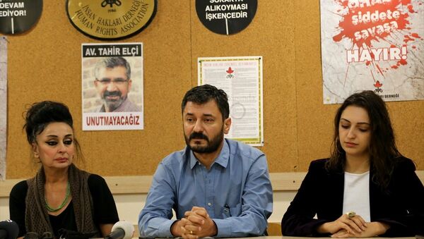 Modacı Barbaros Şansal'ın tutuklanması - Sputnik Türkiye