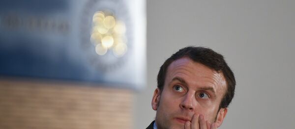 Fransa'da cumhurbaşkanı adaylarından Emmanuel Macron - Sputnik Türkiye