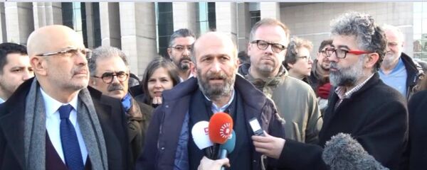 Enis Berberoğlu- Erdem Gül - Sputnik Türkiye