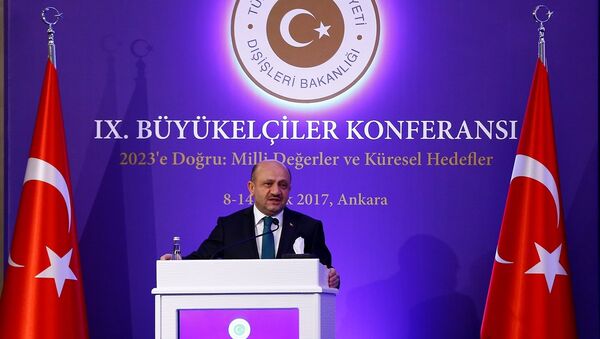 Milli Savunma Bakanı Fikri Işık, Dışişleri Bakanlığı tarafından düzenlenen 9. Büyükelçiler Konferansı'na katılarak konuşma yaptı. - Sputnik Türkiye