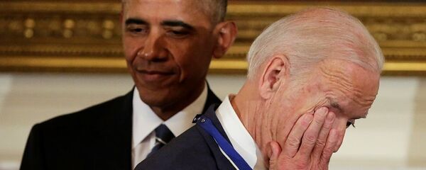 Barack Obama - Joe Biden - Sputnik Türkiye