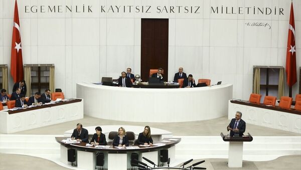 TBMM -  Anayasa değişikliği görüşmeleri - Sputnik Türkiye
