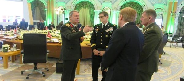 Hulusi Akar Hulusi Akar - Sputnik Türkiye