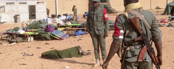 Mali'de askeri üsse bombalı saldırı - Sputnik Türkiye