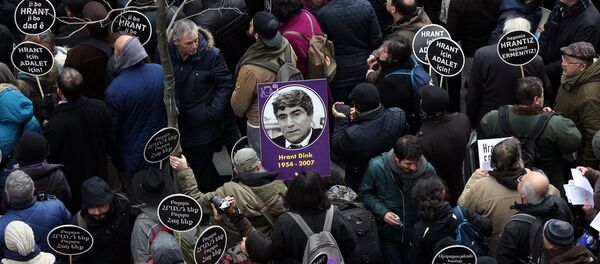 Hrant Dink öldürülüşünün 10. yılında anılıyor - Sputnik Türkiye