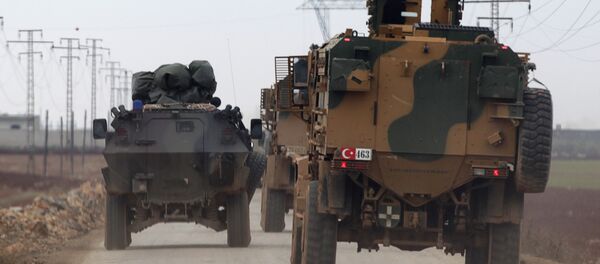 El Bab yönüne giden Türk askeri araçları - Sputnik Türkiye