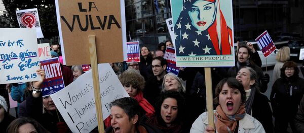 Atina'daki Trump karşıtı eylemler - Sputnik Türkiye