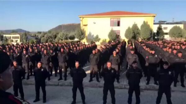 Suriyeli polisler - Sputnik Türkiye