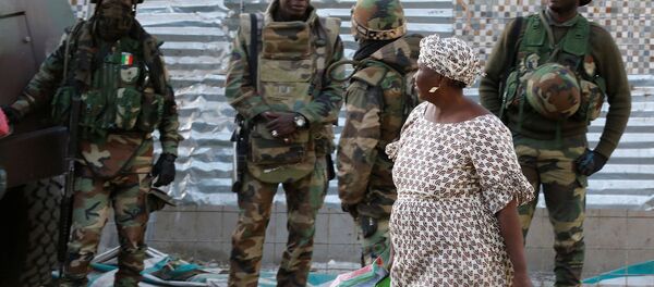 Gambiya'daki ECOWAS askerleri Gambiya'daki ECOWAS askerleri - Sputnik Türkiye