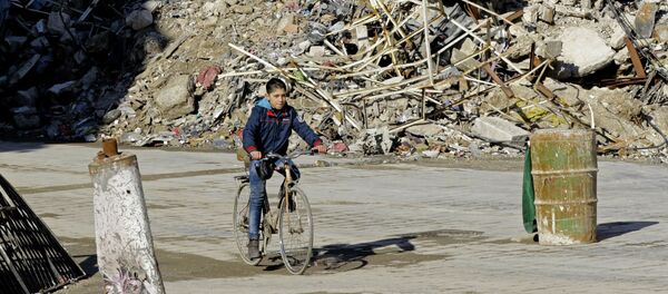 Halep'teki tarihi anıtların yıkıntıları Halep'teki tarihi anıtların yıkıntıları - Sputnik Türkiye